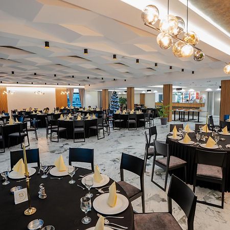 Hotel Nest Биелина Екстериор снимка
