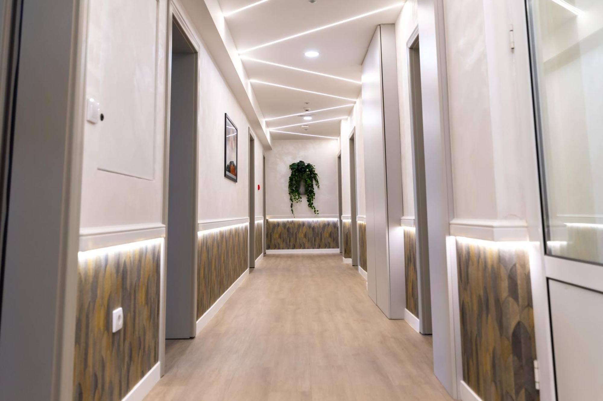 Hotel Nest Биелина Екстериор снимка