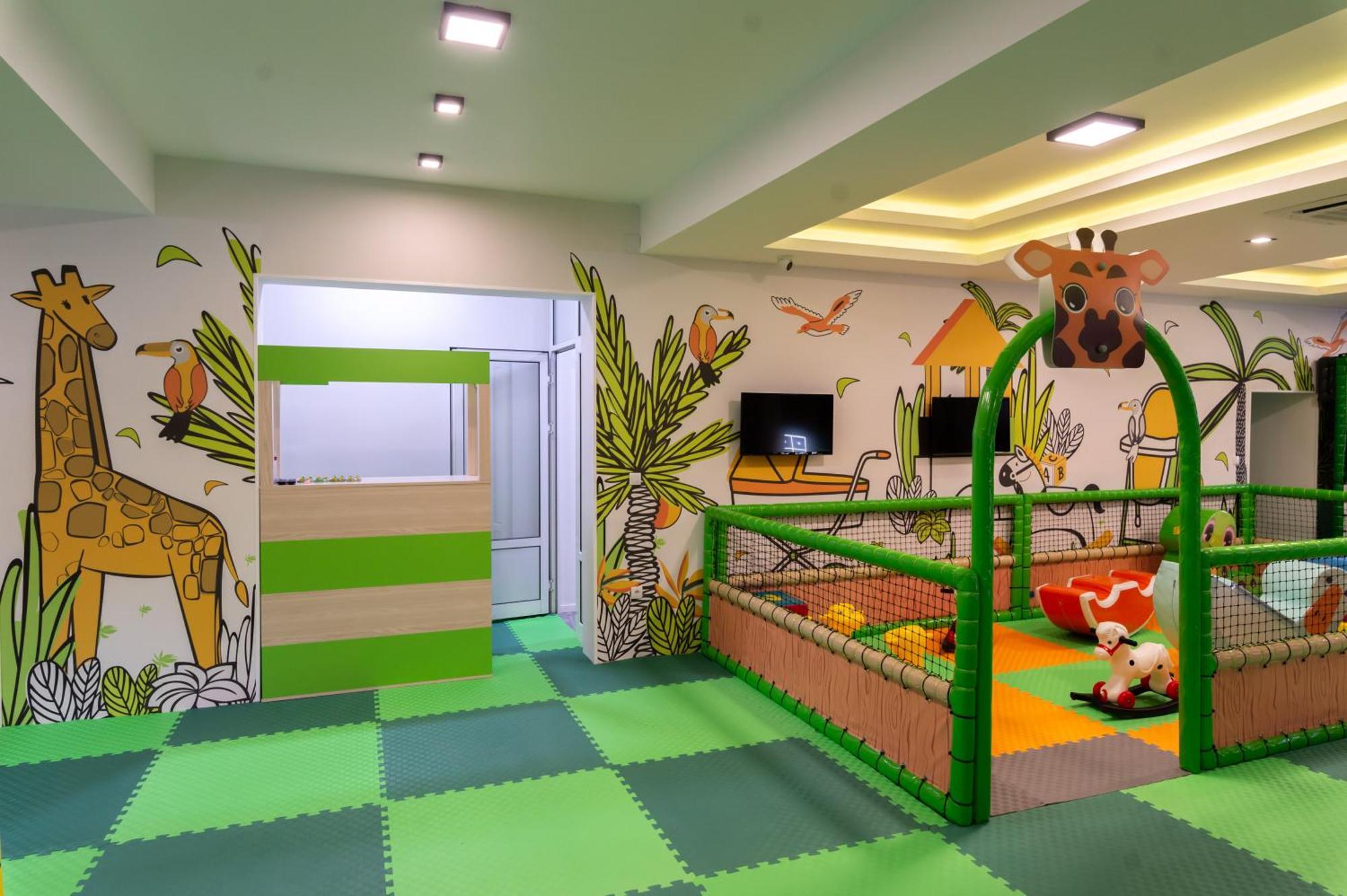 Hotel Nest Биелина Екстериор снимка