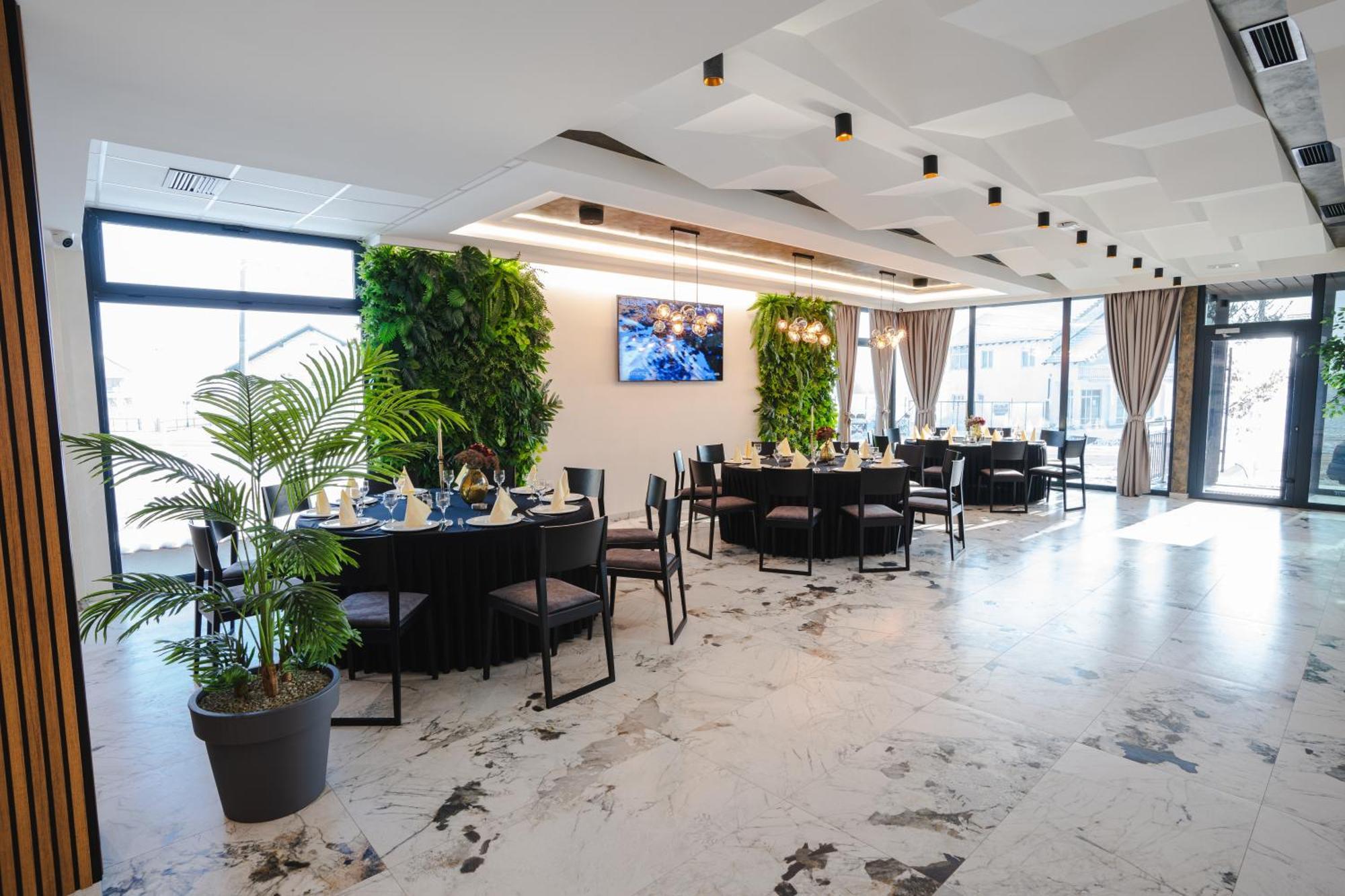 Hotel Nest Биелина Екстериор снимка
