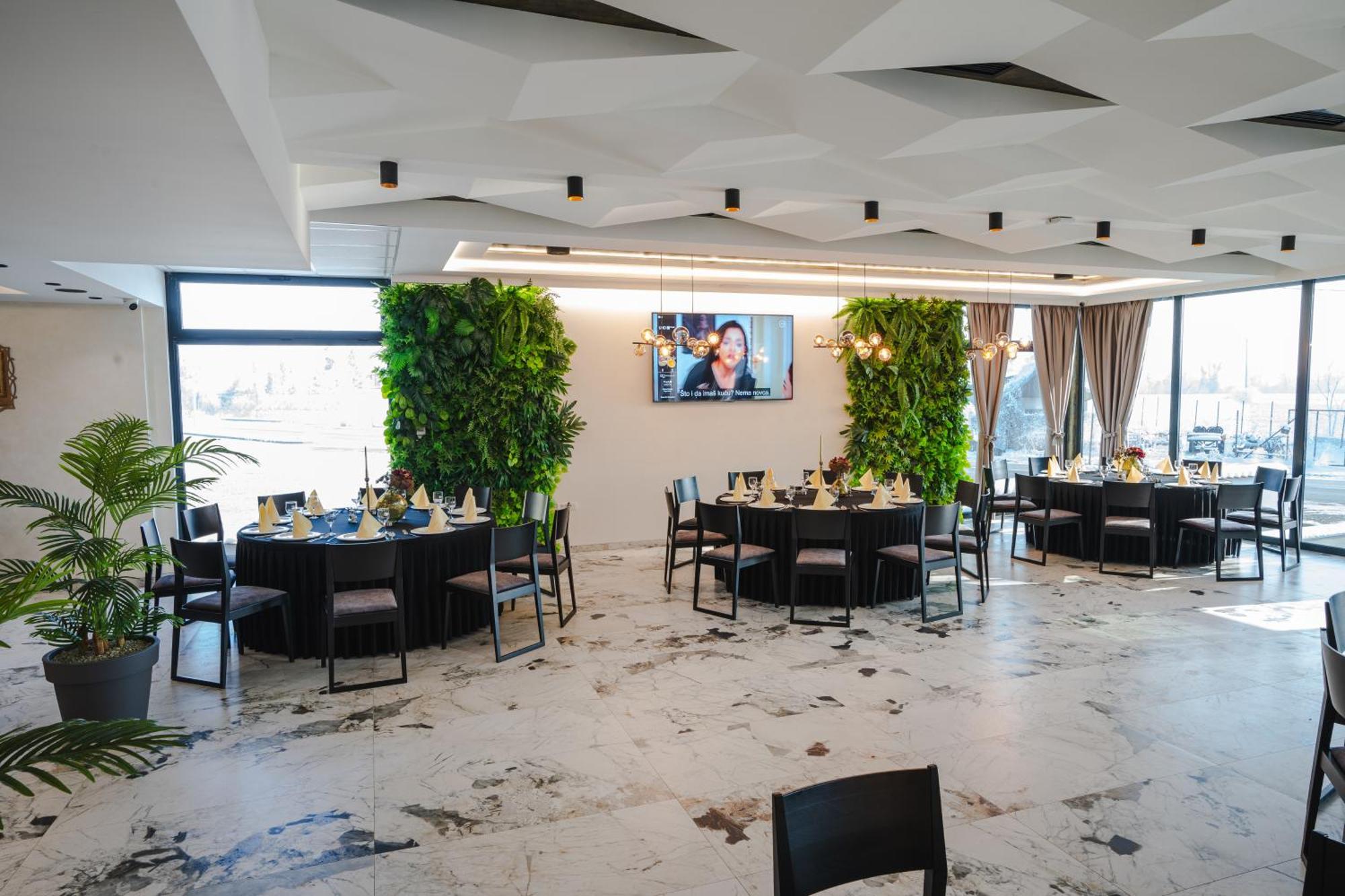 Hotel Nest Биелина Екстериор снимка