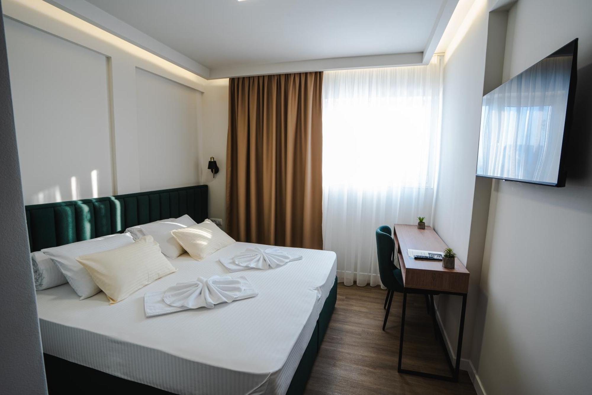 Hotel Nest Биелина Екстериор снимка